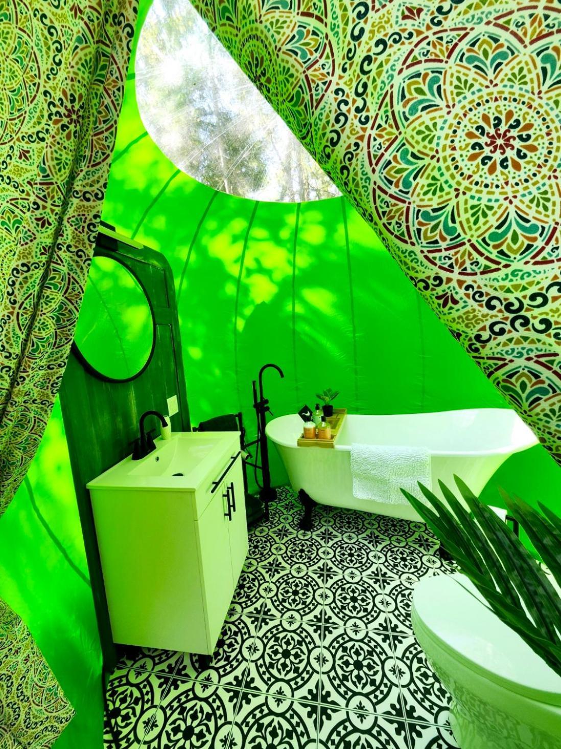 Estrella Glamping Hotel Caraquet Exterior foto