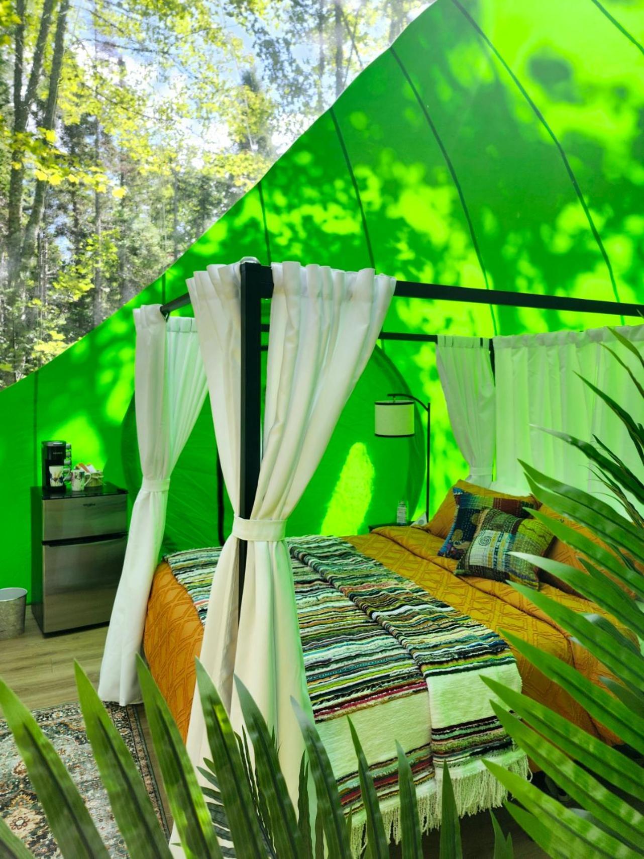 Estrella Glamping Hotel Caraquet Exterior foto